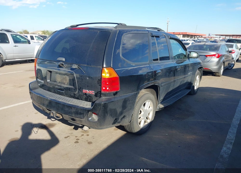 2008 GMC ENVOY DENALI VIN: 1GKET63M382105442