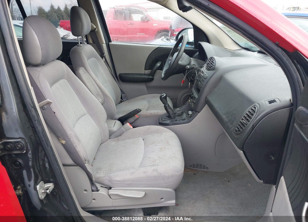 2005 SATURN VUE 4 CYL VIN: 5GZCZ23D25S800595