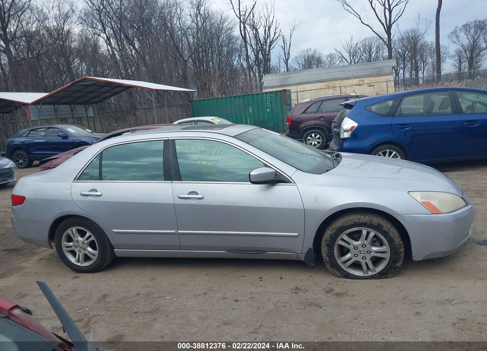 2005 HONDA ACCORD 2.4 EX VIN: 1HGCM56825A120381