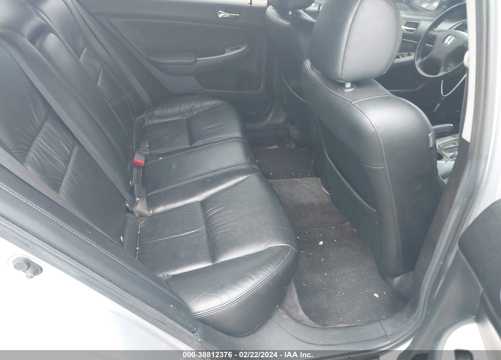 2005 HONDA ACCORD 2.4 EX VIN: 1HGCM56825A120381