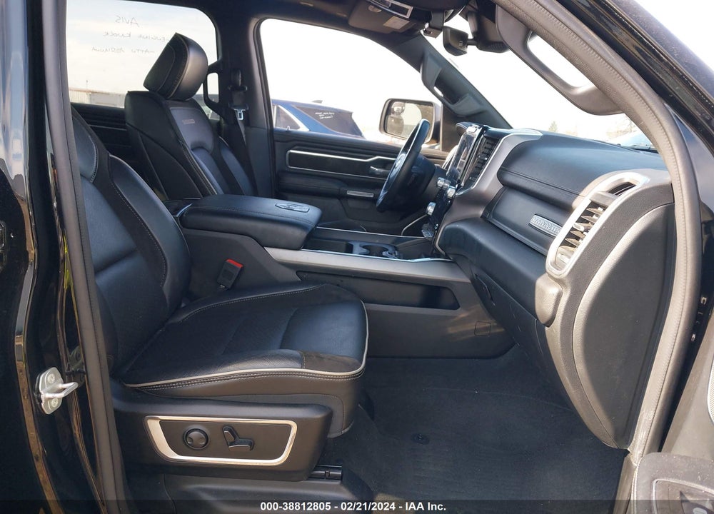 2023 RAM 1500 LAIE  4X4 5'7 BOX VIN: 1C6SRFJT2PN542098