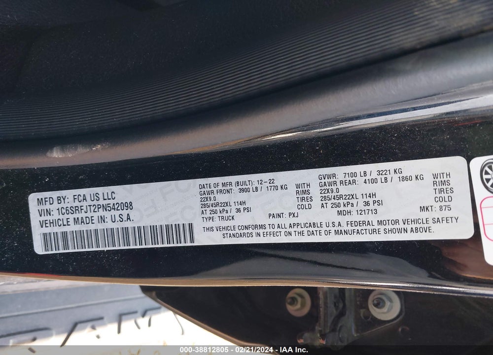 2023 RAM 1500 LAIE  4X4 5'7 BOX VIN: 1C6SRFJT2PN542098