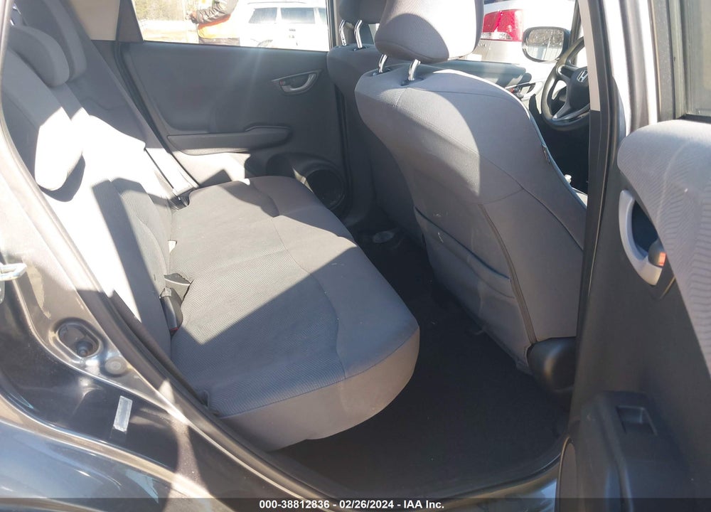 2012 HONDA FIT VIN: JHMGE8G34CC028531