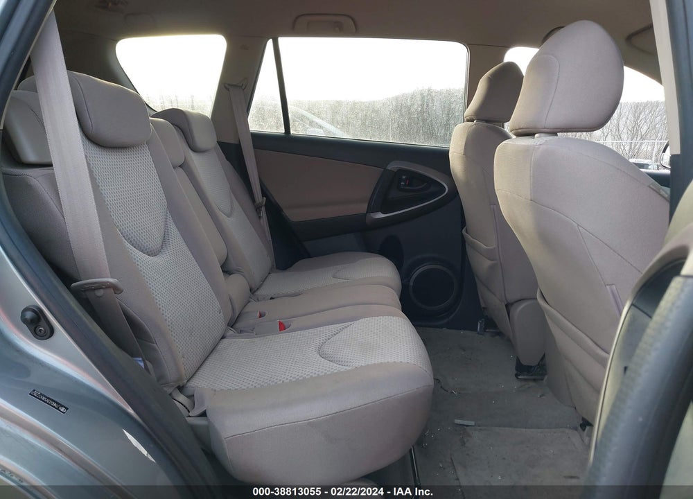 2008 TOYOTA RAV4 VIN: JTMBD33V586077901