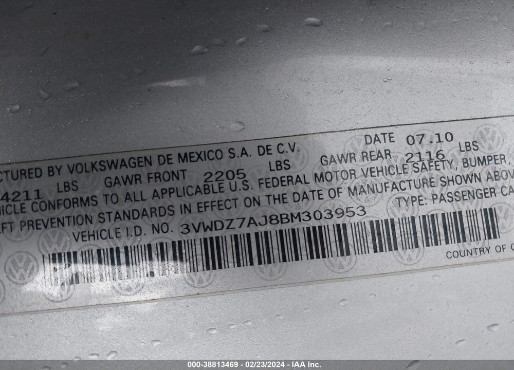 2011 VOLKSWAGEN JETTA 2.5L SE VIN: 3VWDZ7AJ8BM303953