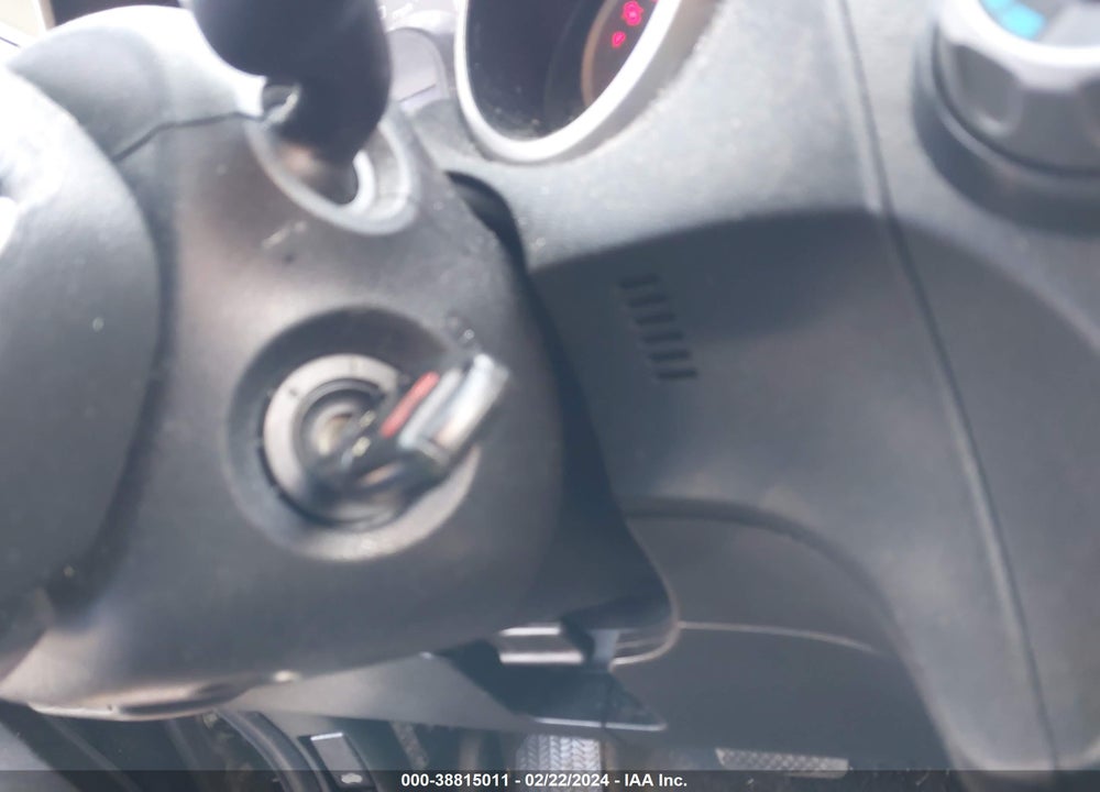 2013 HONDA FIT VIN: JHMGE8H3XDC047195