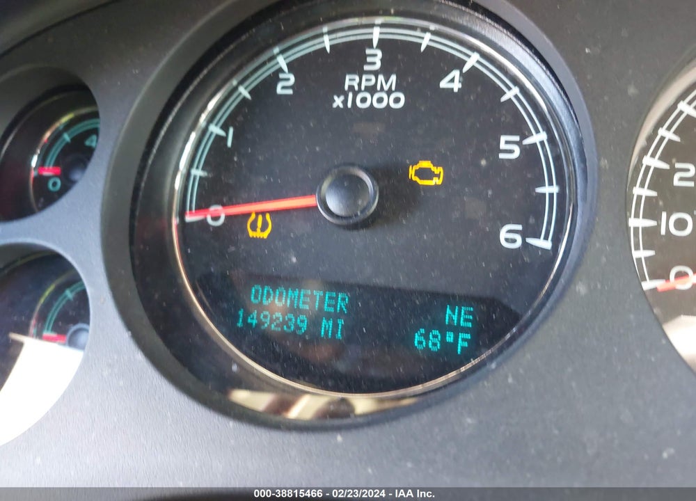 2013 GMC YUKON SLT VIN: 1GKS1CE08DR254383