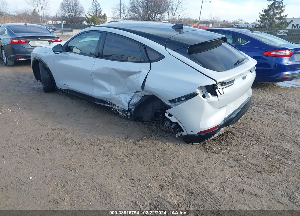 2021 FORD MUSTANG MACH-E PREMIUM VIN: 3FMTK3SS2MMA00815