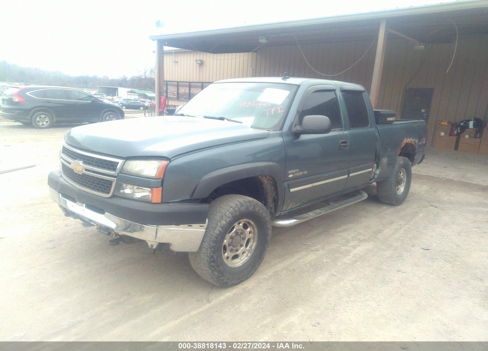 2007 CHEVROLET SILVERADO 2500HD CLASSIC LT1 VIN: 1GCHK29D87E169551