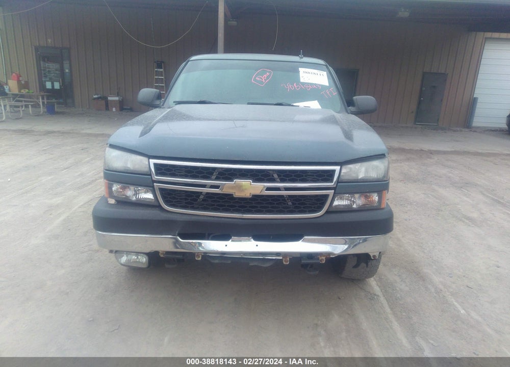 2007 CHEVROLET SILVERADO 2500HD CLASSIC LT1 VIN: 1GCHK29D87E169551