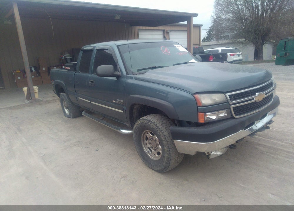 2007 CHEVROLET SILVERADO 2500HD CLASSIC LT1 VIN: 1GCHK29D87E169551