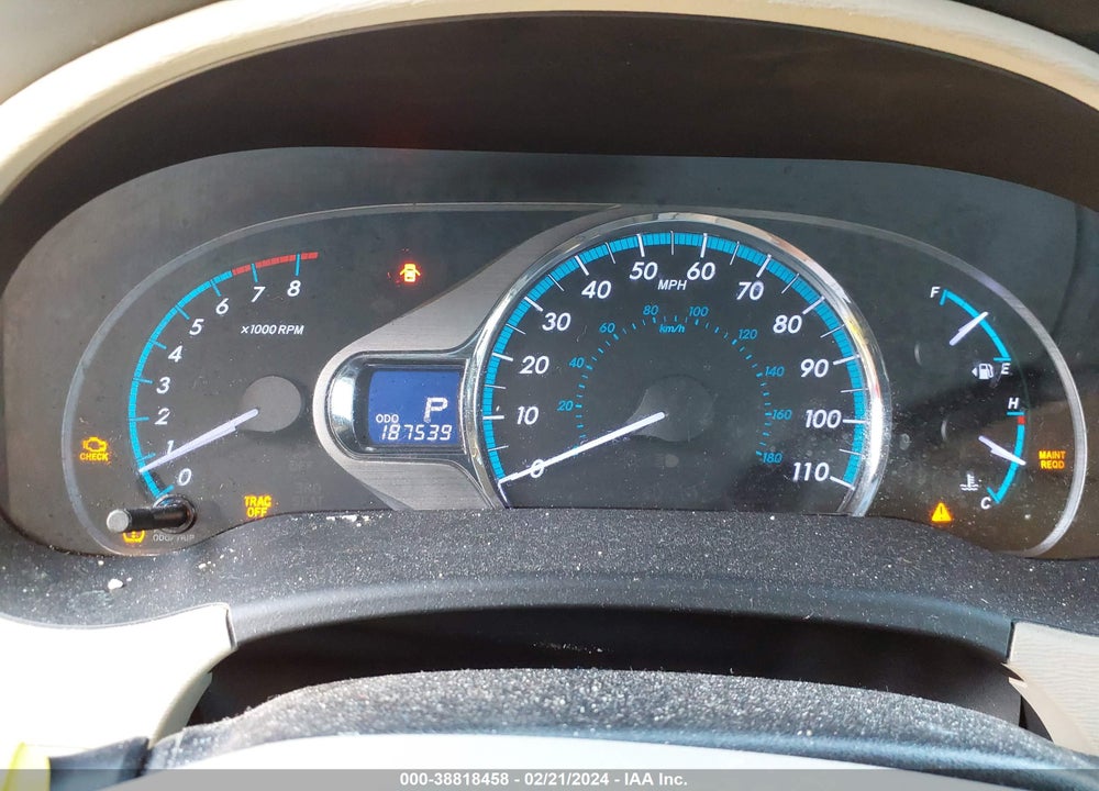 2012 TOYOTA SIENNA XLE V6 8 PASSENGER VIN: 5TDYK3DC8CS192921