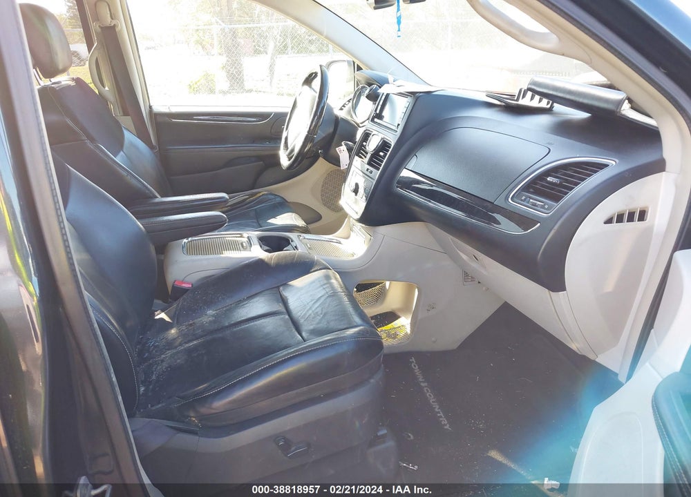 2013 CHRYSLER TOWN & COUNTRY LIMITED VIN: 2C4RC1GG7DR682961