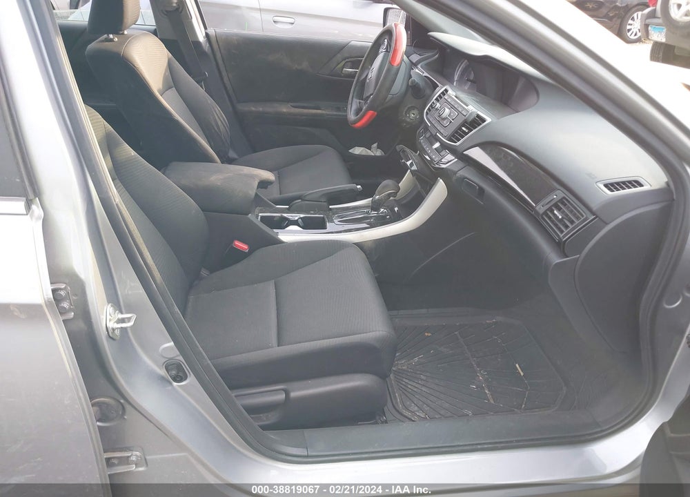 2017 HONDA ACCORD LX VIN: 1HGCR2F33HA204525