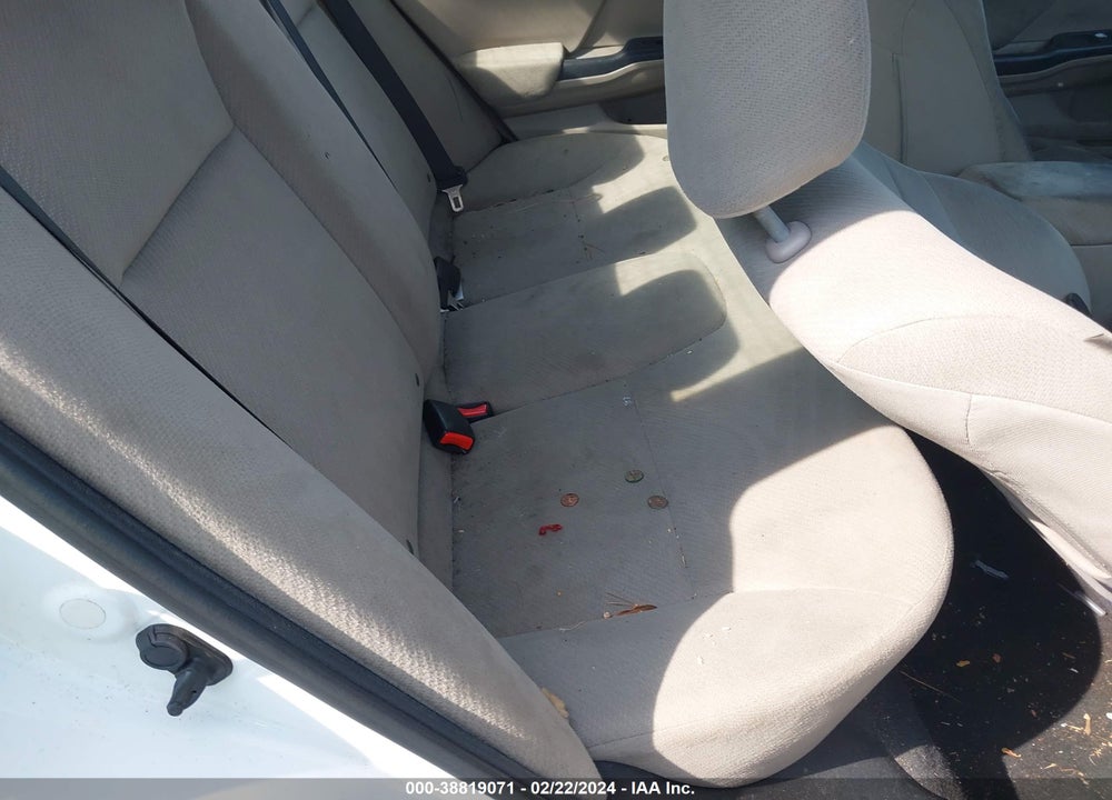 2013 HONDA CIVIC LX VIN: 19XFB2F56DE074667