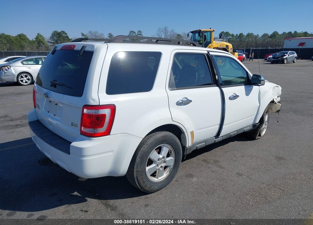 2010 FORD ESCAPE XLT VIN: 1FMCU0DG9AKD12408