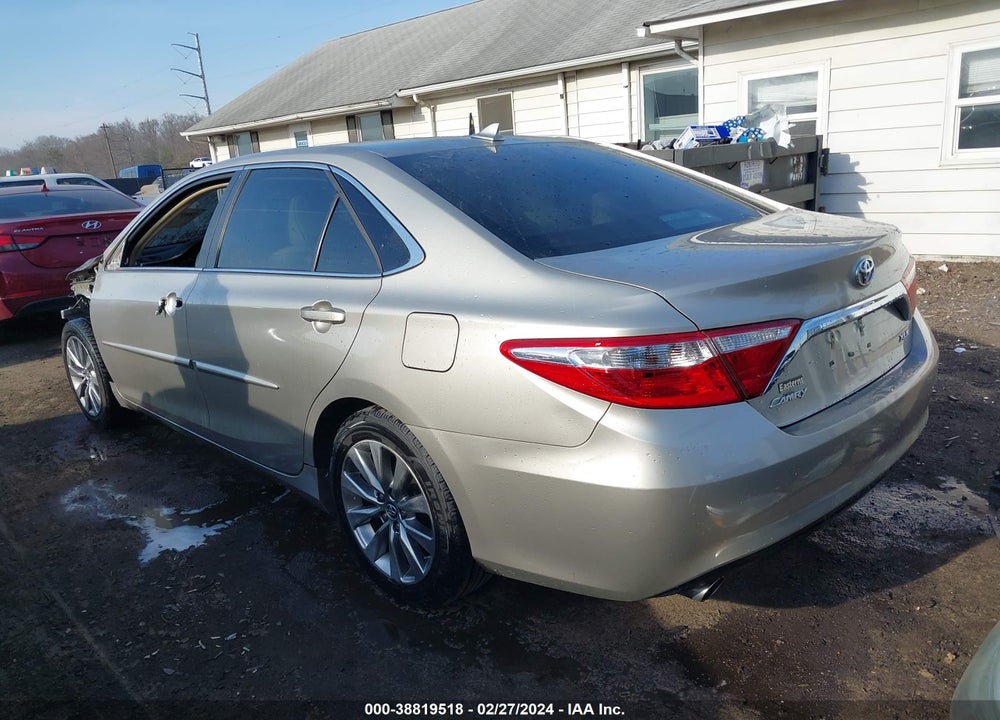 2017 TOYOTA CAMRY XLE V6 VIN: 4T1BK1FK7HU582177