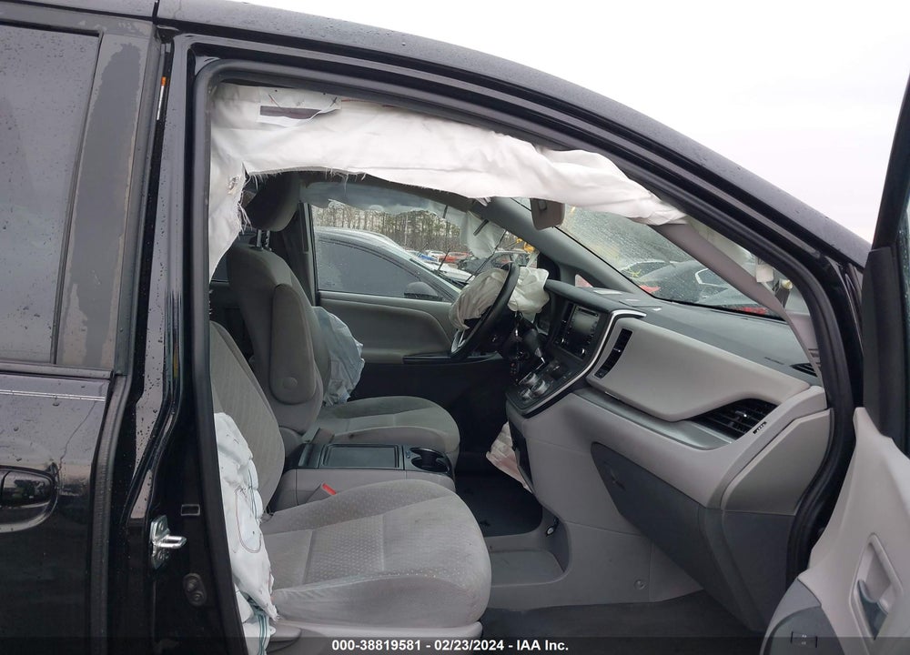2020 TOYOTA SIENNA LE VIN: 5TDKZ3DC6LS050195