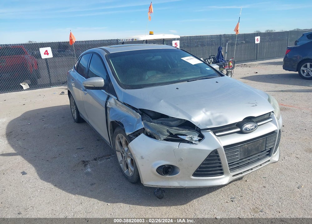 2013 FORD FOCUS TITANIUM VIN: 1FADP3J28DL220205