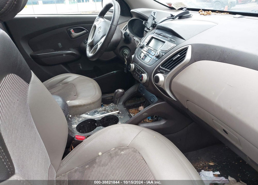 2013 HYUNDAI TUCSON GLS VIN: KM8JUCAC9DU756181
