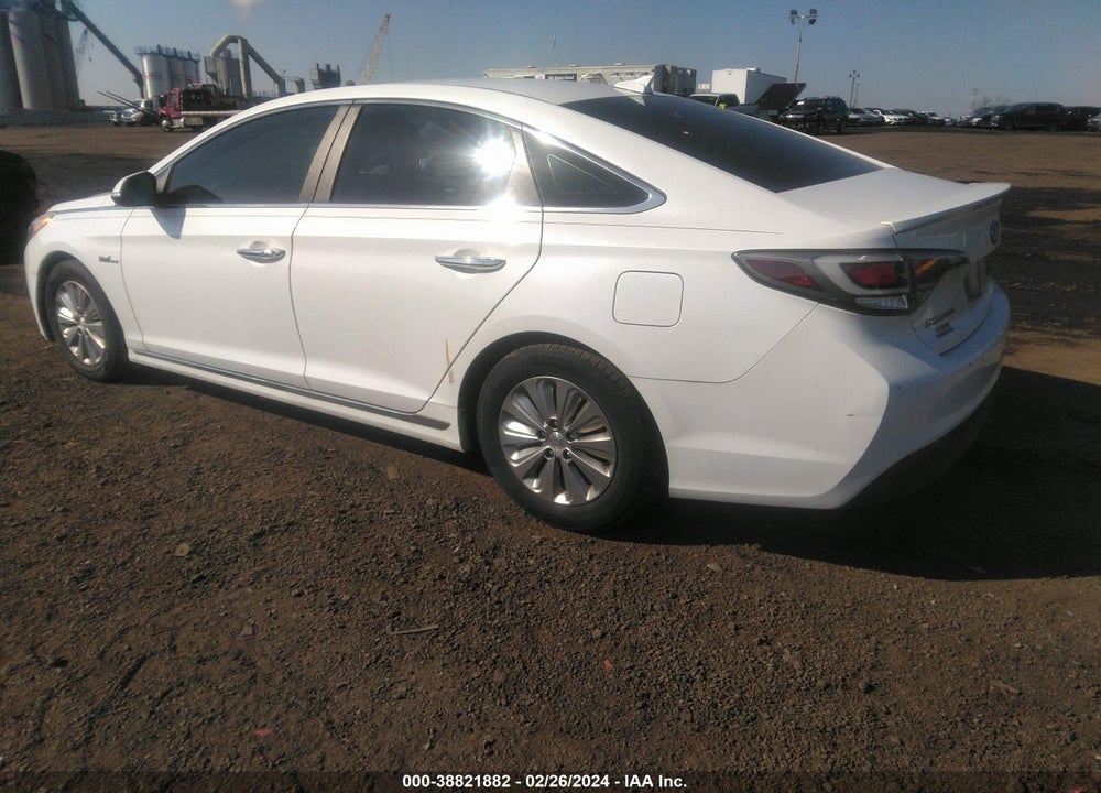 2017 HYUNDAI SONATA HYBRID SE VIN: KMHE24L17HA060399