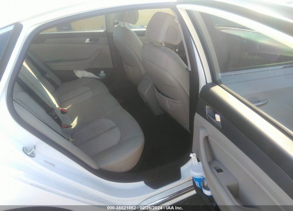2017 HYUNDAI SONATA HYBRID SE VIN: KMHE24L17HA060399