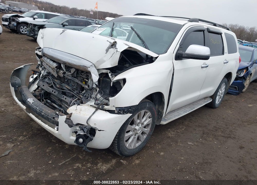 2014 TOYOTA SEQUOIA PLATINUM 5.7L V8 VIN: 5TDDW5G16ES105545