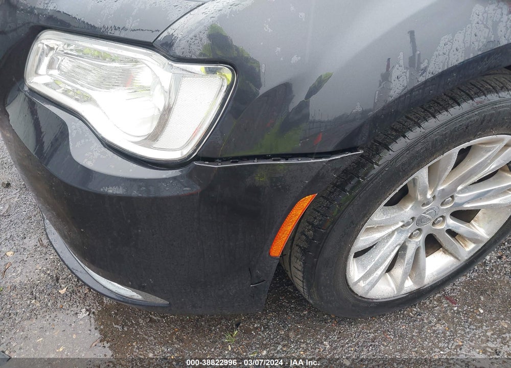 2019 CHRYSLER 300 TOURING L VIN: 2C3CCAAG0KH613714
