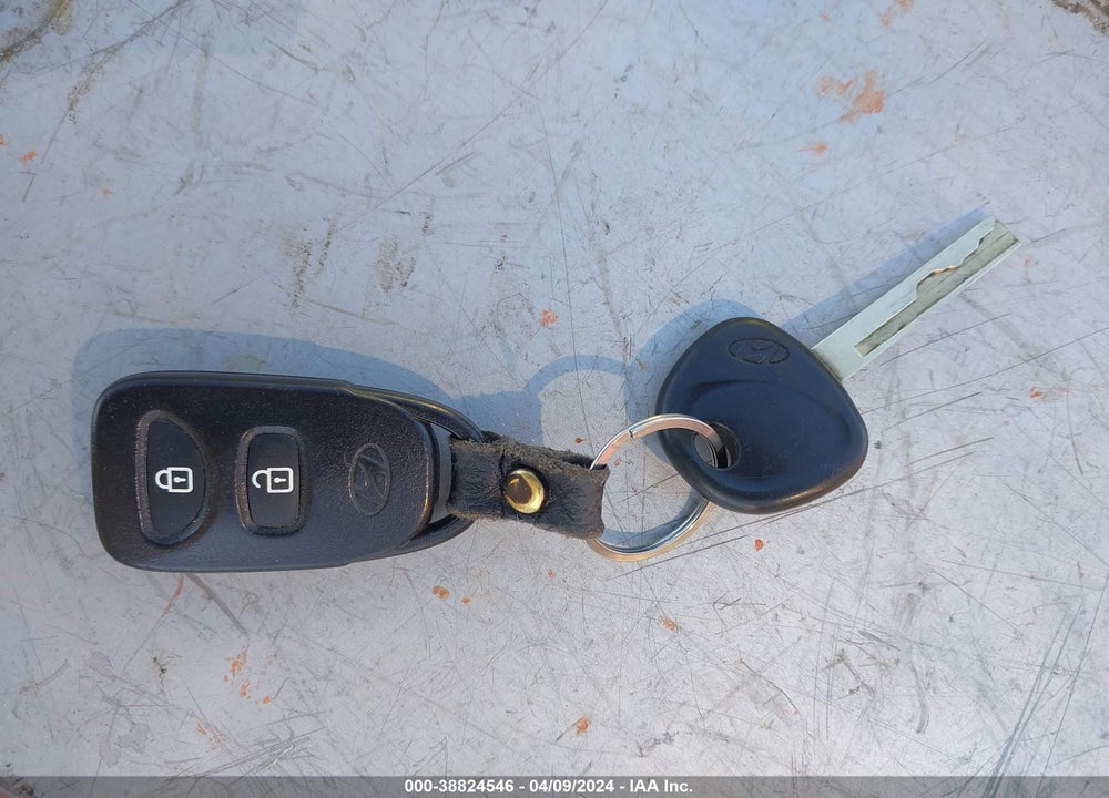 2012 HYUNDAI ACCENT GS VIN: KMHCT5AE2CU012347