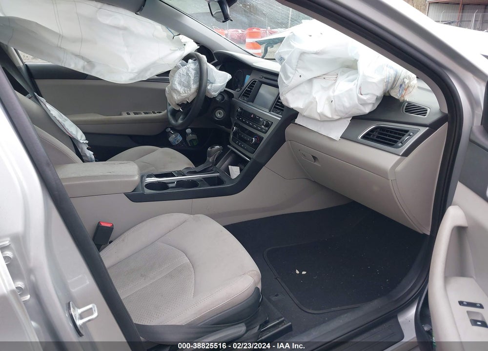 2016 HYUNDAI SONATA SE VIN: 5NPE24AF3GH364985