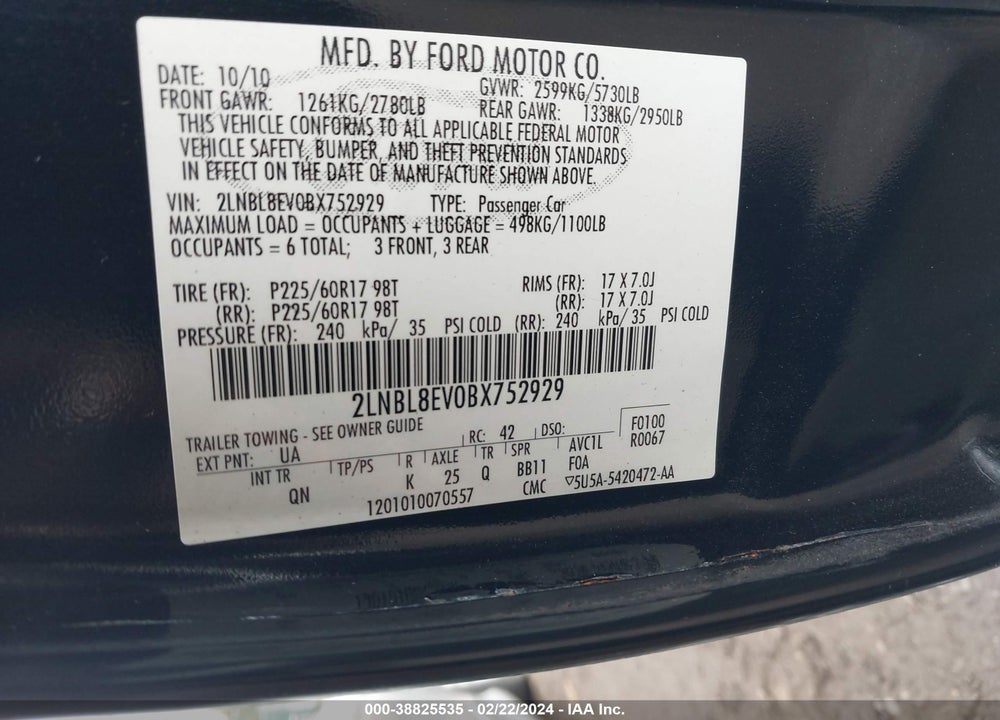 2011 LINCOLN TOWN CAR VIN: 2LNBL8EV0BX752929
