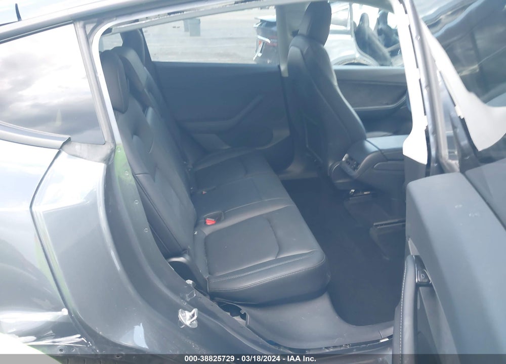 2021 TESLA MODEL Y STANDARD RANGE REAR-WHEEL DRIVE VIN: 5YJYGDEDXMF103838