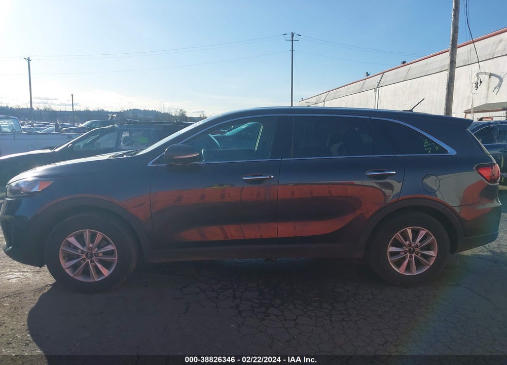 2019 KIA SORENTO 2.4L LX VIN: 5XYPG4A35KG508844