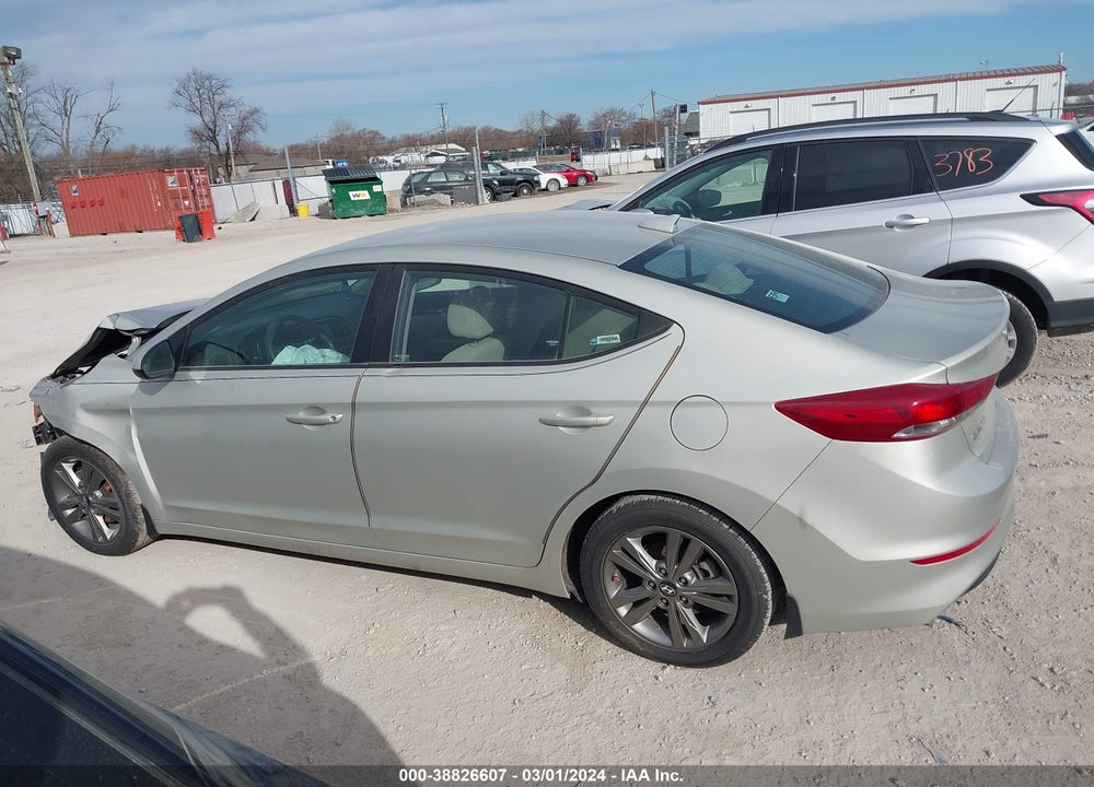 2018 HYUNDAI ELANTRA SEL VIN: 5NPD84LF8JH239544
