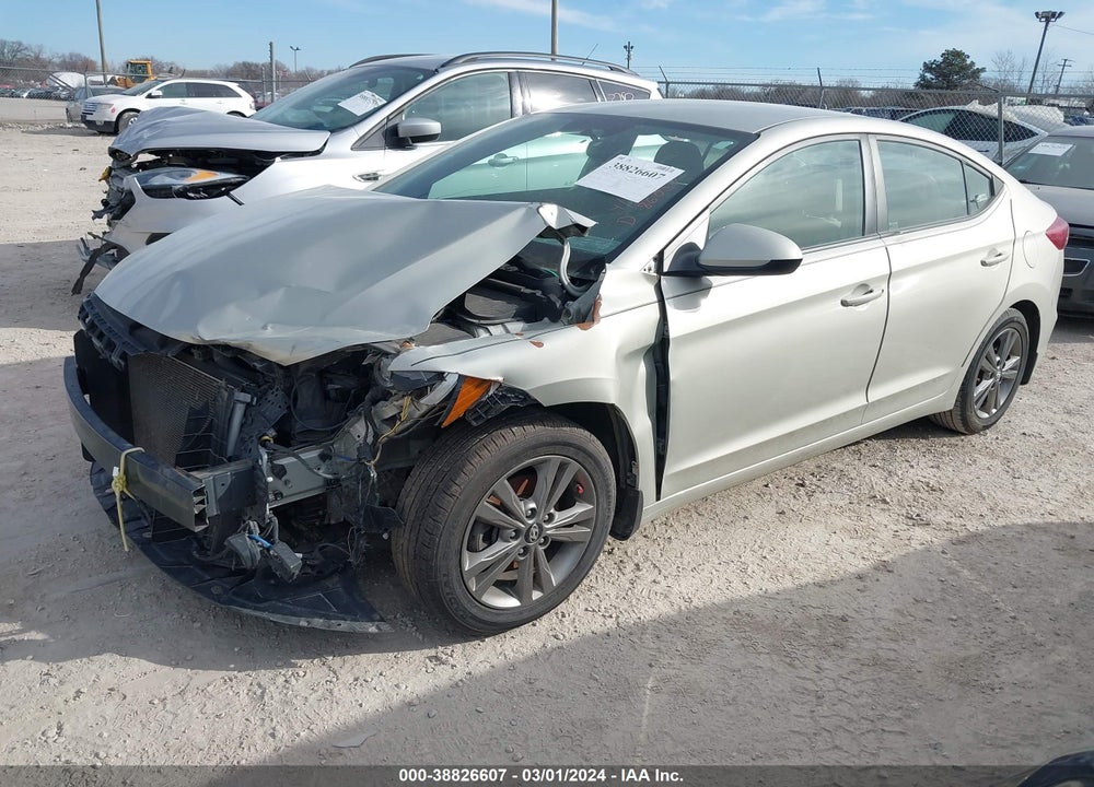 2018 HYUNDAI ELANTRA SEL VIN: 5NPD84LF8JH239544