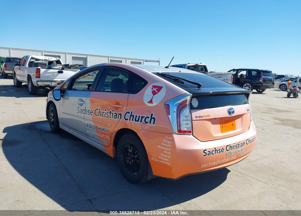 2015 TOYOTA PRIUS TWO VIN: JTDKN3DU5F0442659