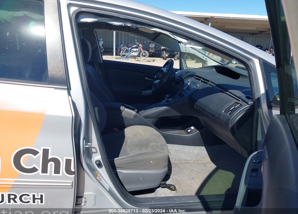 2015 TOYOTA PRIUS TWO VIN: JTDKN3DU5F0442659