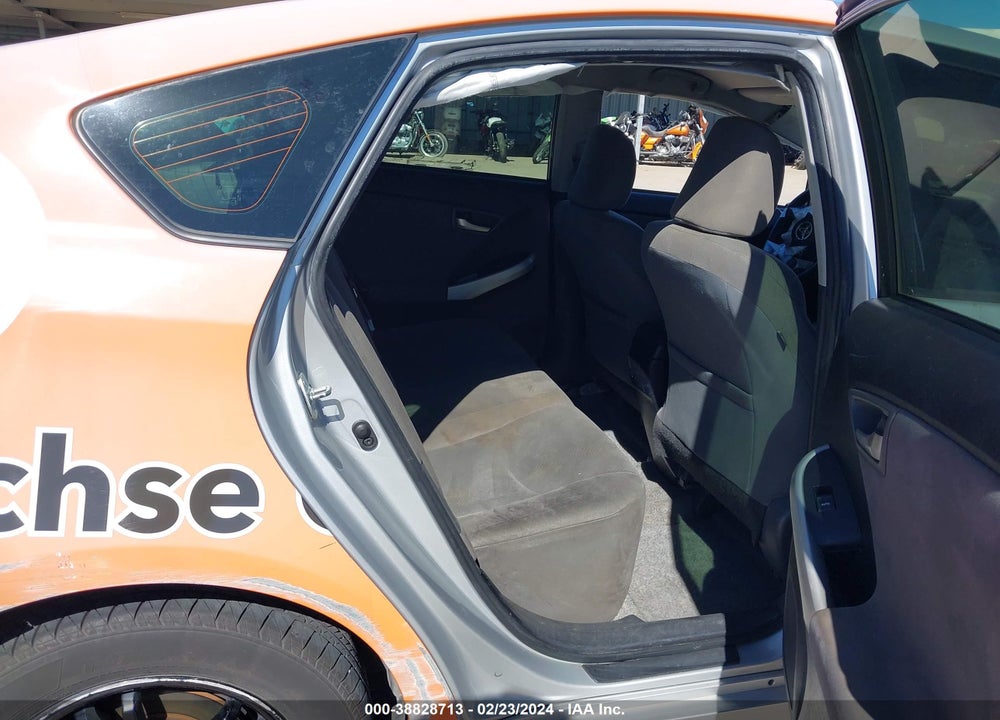 2015 TOYOTA PRIUS TWO VIN: JTDKN3DU5F0442659