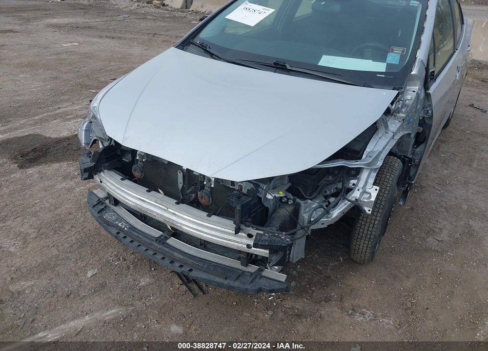 2016 TOYOTA PRIUS VIN: JTDKBRFU2G3012404