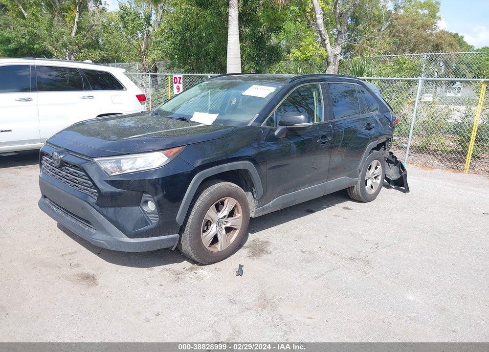 2019 TOYOTA RAV4 XLE VIN: JTMW1RFV2KJ005552