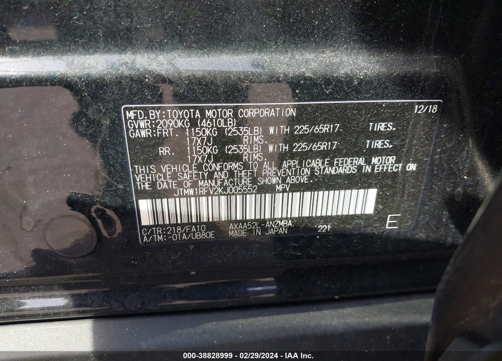 2019 TOYOTA RAV4 XLE VIN: JTMW1RFV2KJ005552