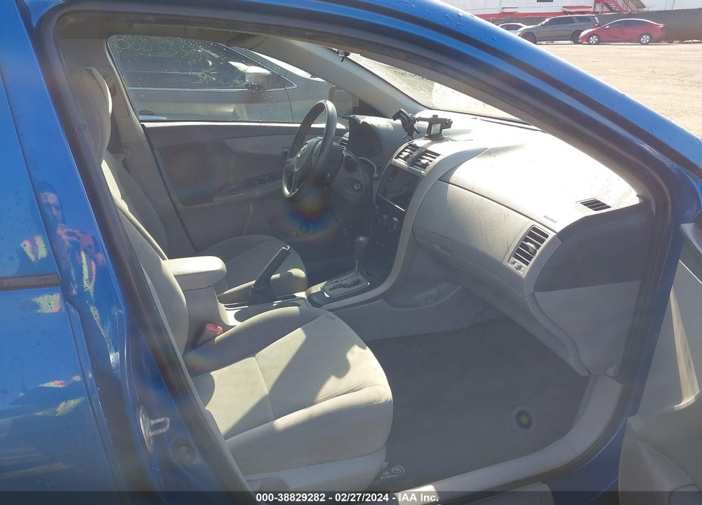 2010 TOYOTA COROLLA LE VIN: 1NXBU4EE0AZ186427