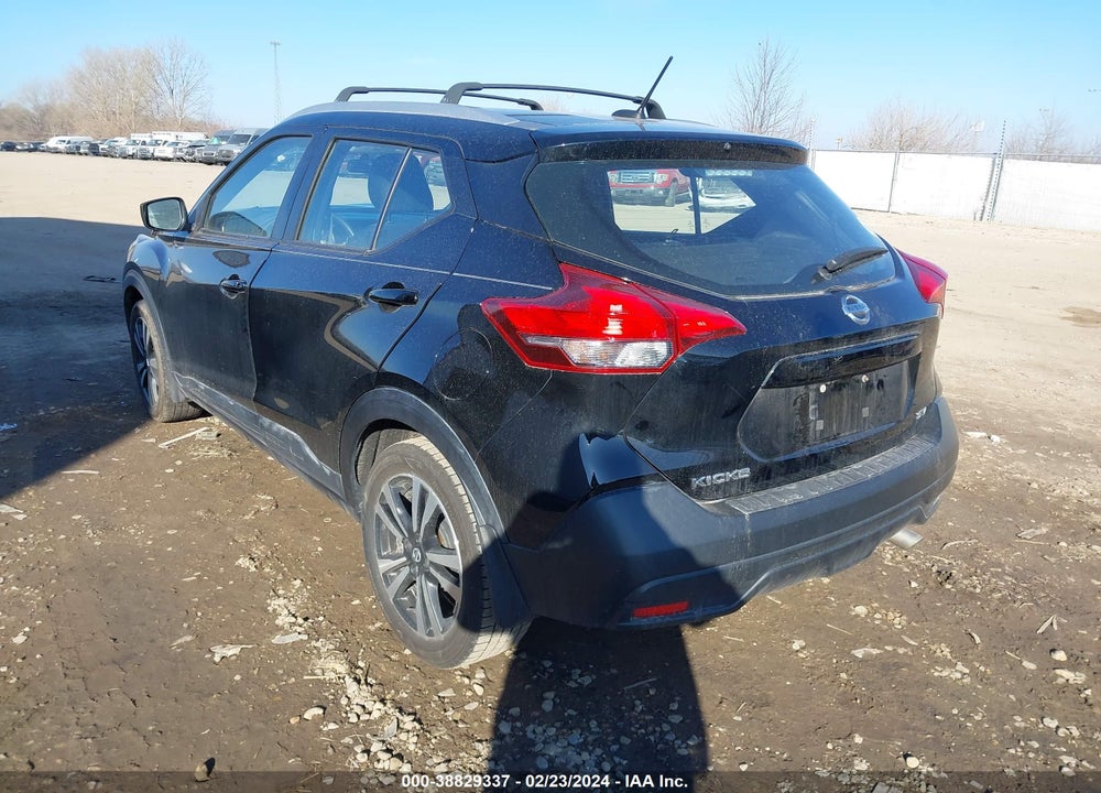 2019 NISSAN KICKS SV VIN: 3N1CP5CU8KL470872