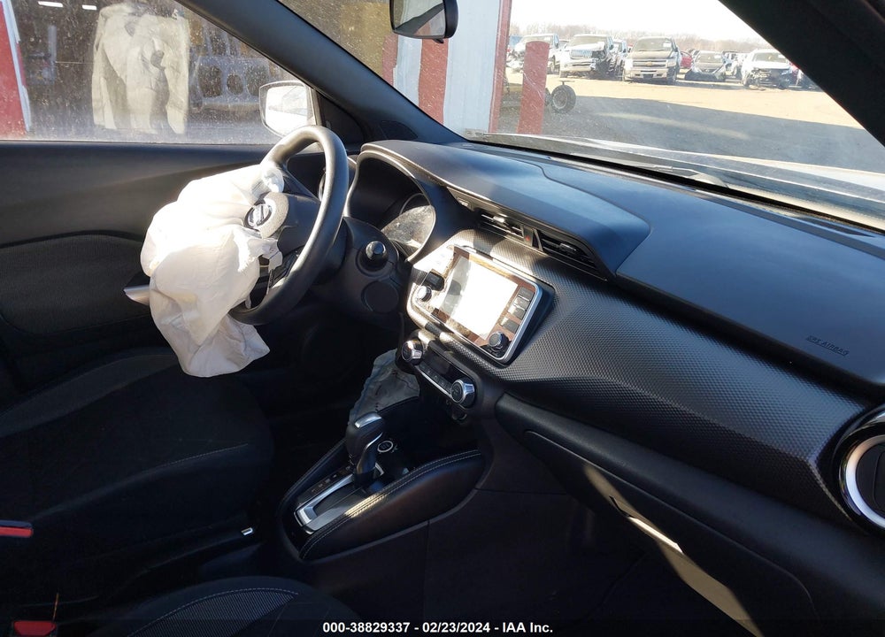 2019 NISSAN KICKS SV VIN: 3N1CP5CU8KL470872