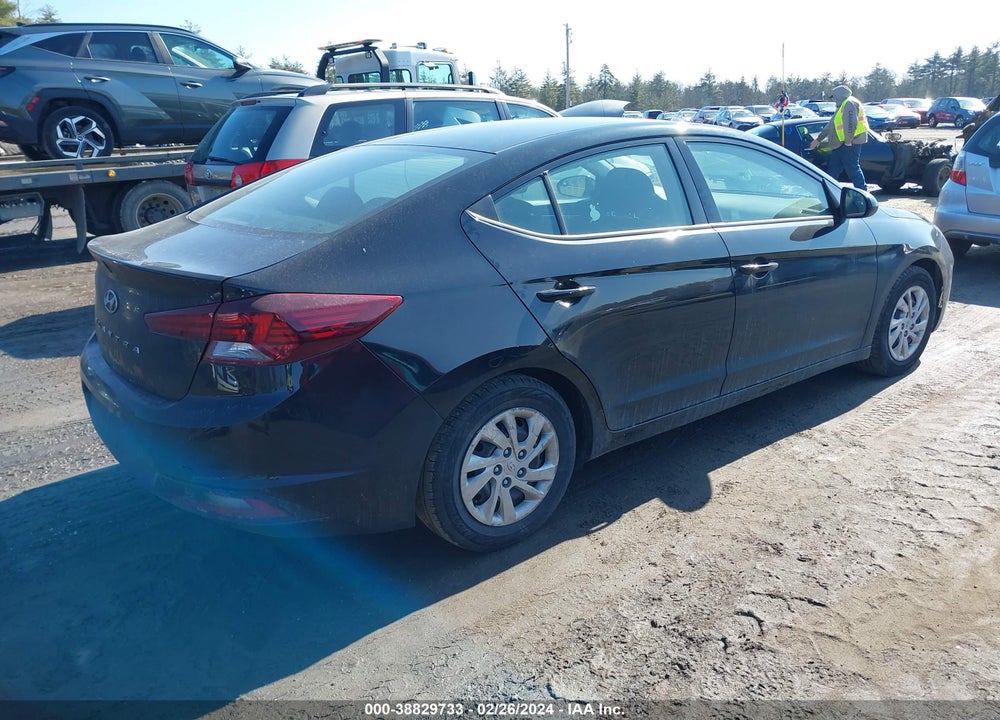 2020 HYUNDAI ELANTRA SE VIN: 5NPD74LFXLH617322