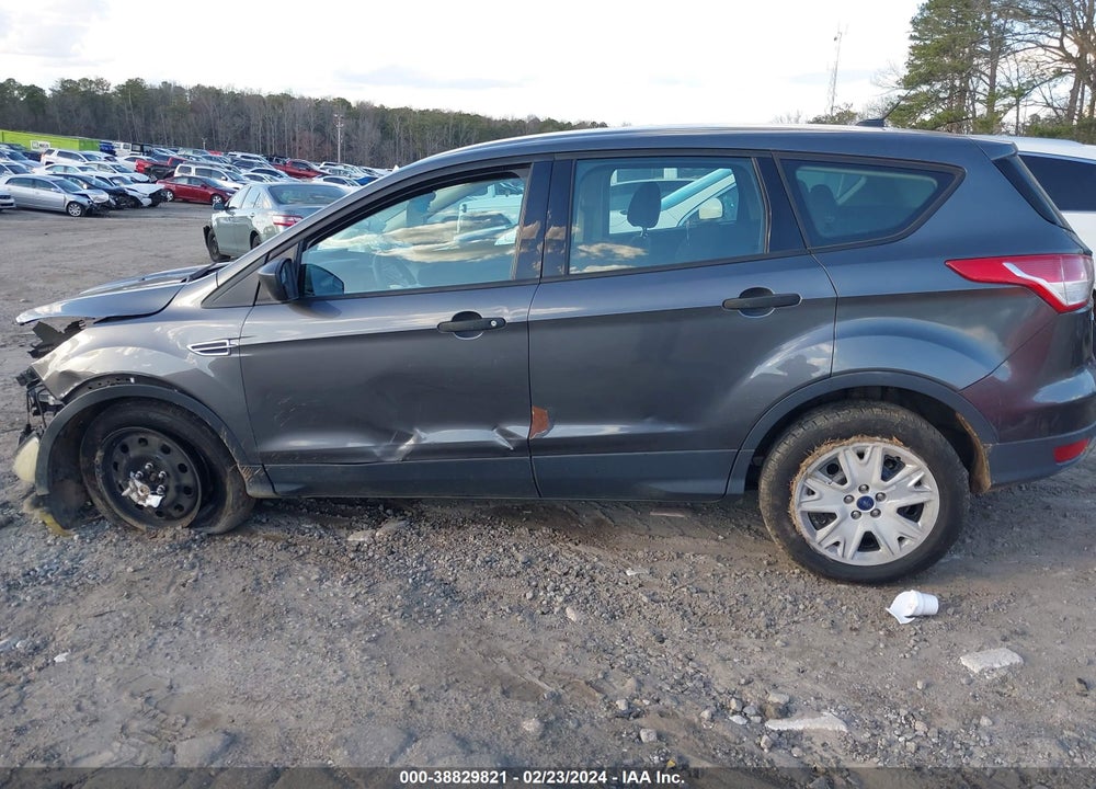 2015 FORD ESCAPE S VIN: 1FMCU0F71FUB45356