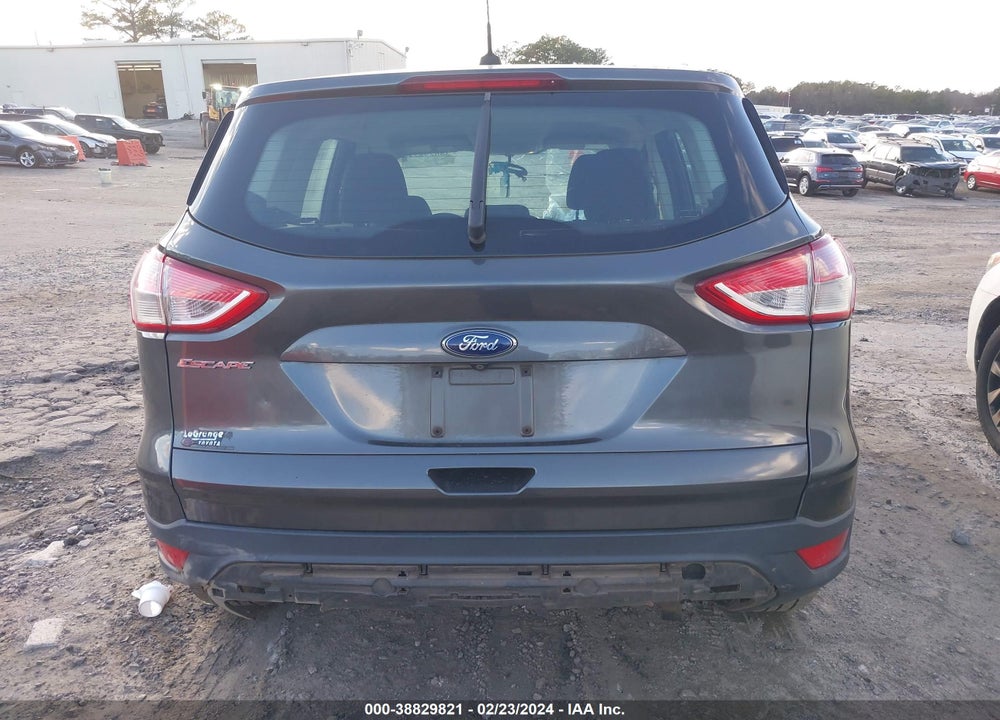2015 FORD ESCAPE S VIN: 1FMCU0F71FUB45356