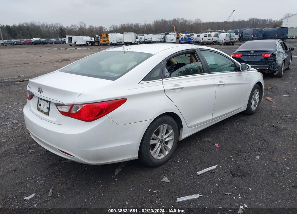 2013 HYUNDAI SONATA GLS VIN: 5NPEB4AC3DH646464