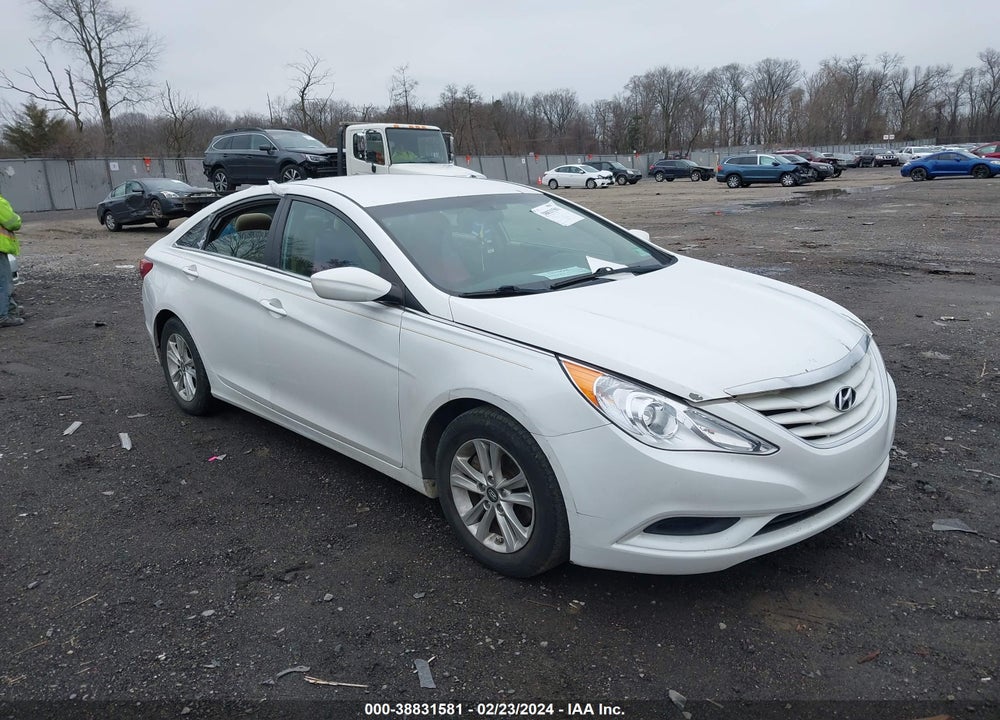 2013 HYUNDAI SONATA GLS VIN: 5NPEB4AC3DH646464