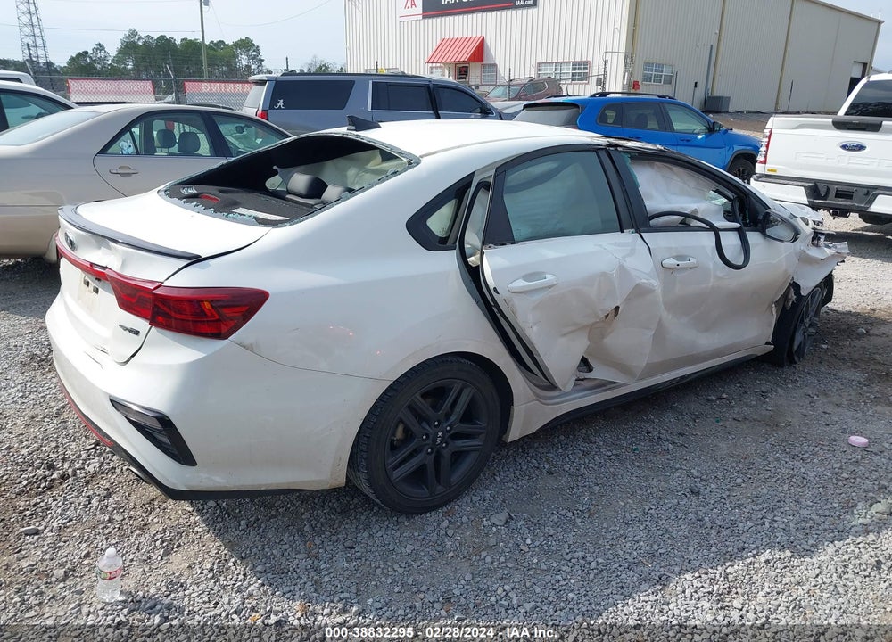 2020 KIA FORTE GT LINE VIN: 3KPF34AD2LE194973